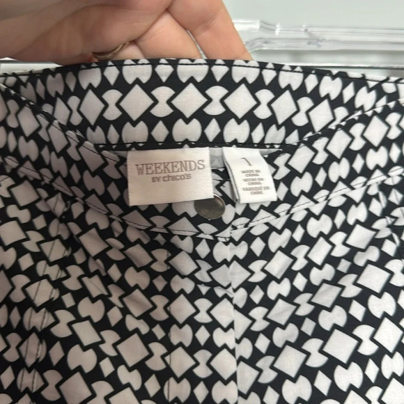 Weekend by Chicos Pants Size 1 - Picture 2 of 4